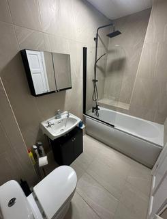 2 bedroom flat to rent, Cliffe House, Blackwall Lane, London, SE10