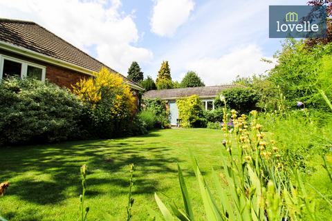 3 bedroom detached bungalow for sale, Welholme Avenue, Grimsby DN32