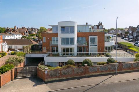 85 Sea Road, Westgate-On-Sea
