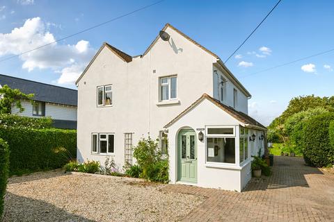 4 bedroom detached house for sale, Draffin Lane, Camber, Rye, East Sussex TN31 7RA
