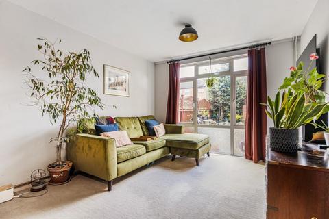3 bedroom terraced house for sale, Lucorn Close, Lee, London, SE12