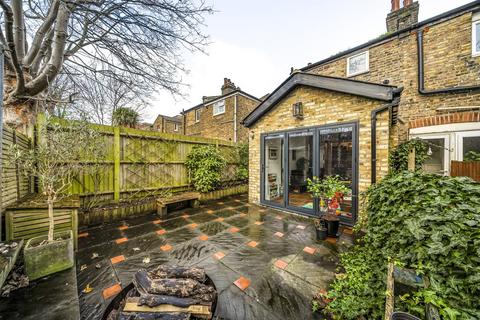 36 Elthruda Road, London, SE13 6SR