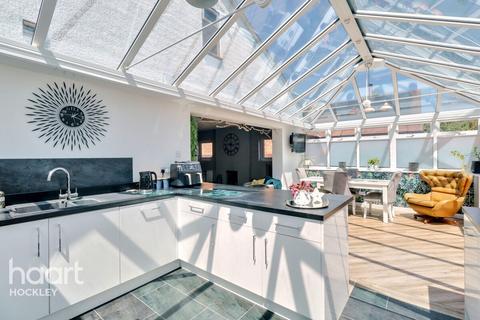 4 bedroom detached bungalow for sale, Ethelbert Road, Rochford