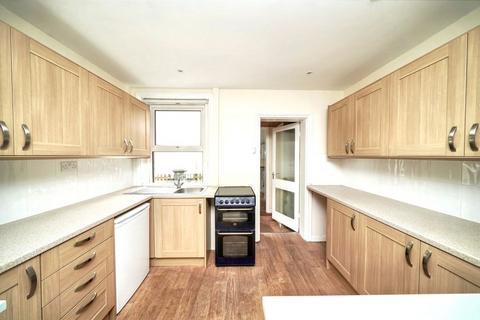 3 Catteshall Road, Godalming, GU7 3DJ