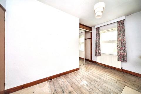 3 Catteshall Road, Godalming, GU7 3DJ