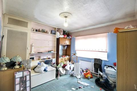 193 Colyer Road, Northfleet, Gravesend, DA11 8AT