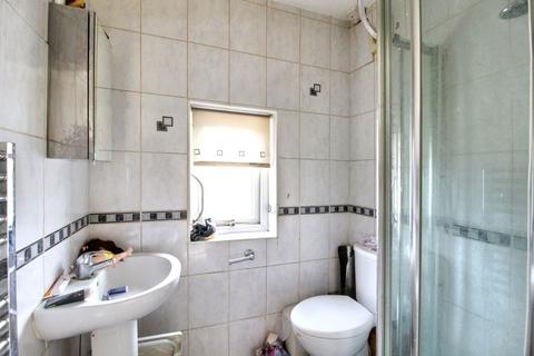 193 Colyer Road, Northfleet, Gravesend, DA11 8AT