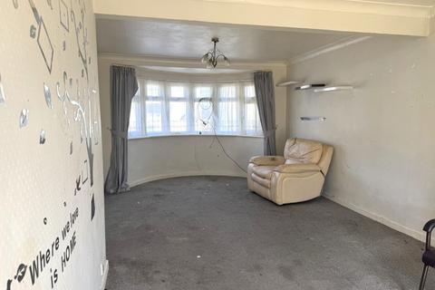 193 Colyer Road, Northfleet, Gravesend, DA11 8AT