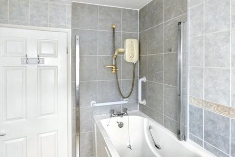 7 Alton Park, Beeford, Driffield, YO25 8BZ