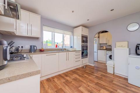 77 Hillcrest, Ellesmere, SY12 0LJ