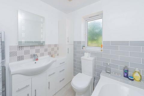 77 Hillcrest, Ellesmere, SY12 0LJ
