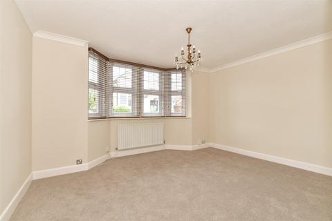 2 bedroom ground floor maisonette for sale, Denne Road, Horsham, West Sussex