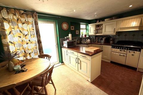 3 bedroom end of terrace house for sale, Birds Estate, Luton LU4
