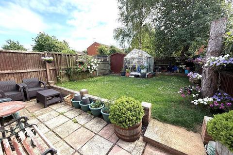3 bedroom end of terrace house for sale, Birds Estate, Luton LU4