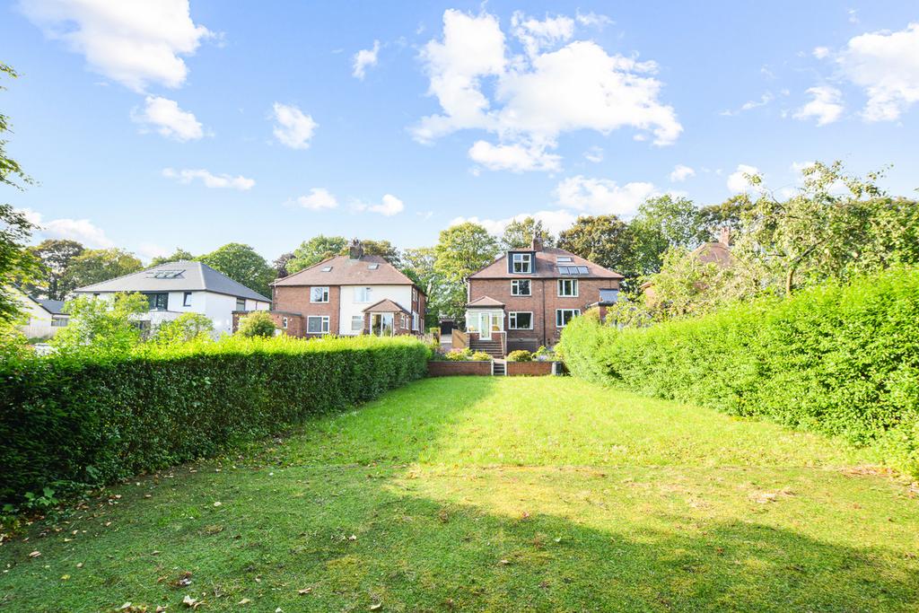 Gardens & Driveway
