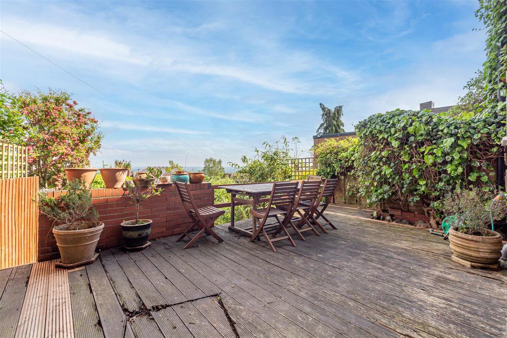 Garden-1.jpg