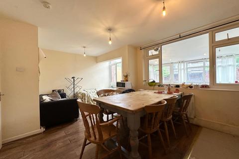 undefined, Patmore Estate, London SW8