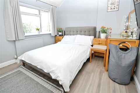76 Warren Road, Twickenham, TW2 7DL