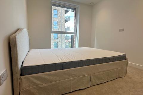 2 bedroom flat to rent, Grand Union 7