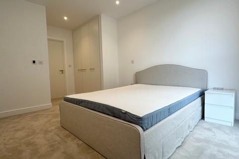 2 bedroom flat to rent, Grand Union 7