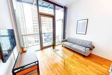 Studio to rent, Abito, Salford M3