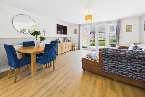 24 Adams Lane, Brockworth, Gloucester, GL3 4HZ