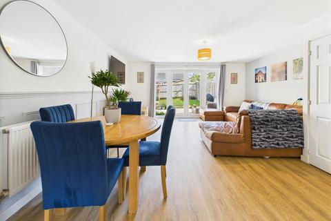 24 Adams Lane, Brockworth, Gloucester, GL3 4HZ