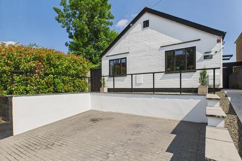94 Tuffley Lane, Tuffley, Gloucester, GL4 0DU