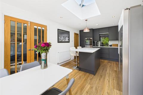 94 Tuffley Lane, Tuffley, Gloucester, GL4 0DU
