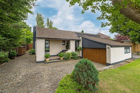 4 bedroom detached bungalow for sale, Thelwall New Road, Thelwall, Warrington