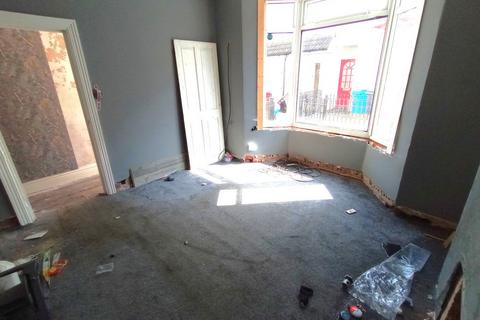 2 bedroom terraced house for sale, 11 Victoria Avenue, Granville Street, Hull, HU3 6AZ