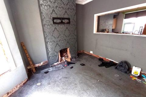 2 bedroom terraced house for sale, 11 Victoria Avenue, Granville Street, Hull, HU3 6AZ