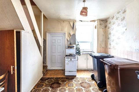 2 bedroom terraced house for sale, 4 Cleveland Street, Colne, BB8 0BD