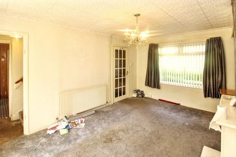 3 bedroom end of terrace house for sale, 41 Dodge Holme Drive, Halifax, HX2 8PF