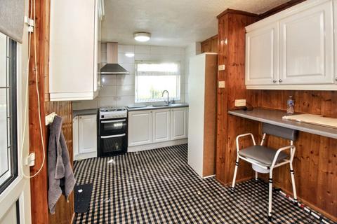 3 bedroom end of terrace house for sale, 41 Dodge Holme Drive, Halifax, HX2 8PF