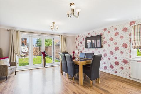 3 bedroom townhouse for sale, Bridgeport Mews, Great Sankey, Warrington