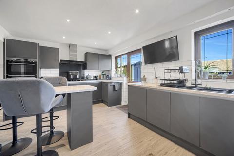 29 Ffordd Scott, Birchgrove, Swansea, SA7 9GB
