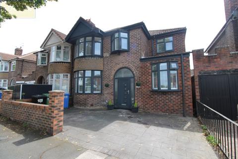 4 bedroom semi-detached house for sale, Moss Park Road, Stretford