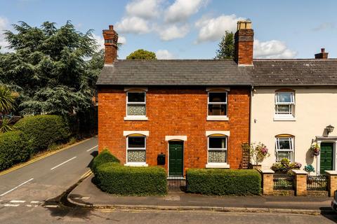 4 Walsall Road, Lichfield, WS13 6RF