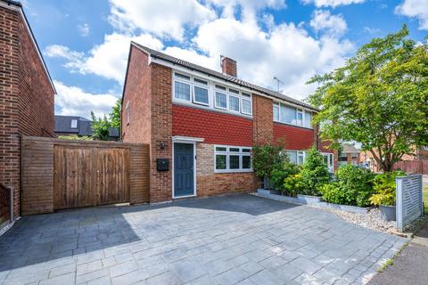 89 Appledore Crescent, Sidcup, DA14 6RG