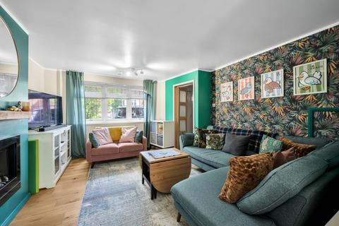 89 Appledore Crescent, Sidcup, DA14 6RG