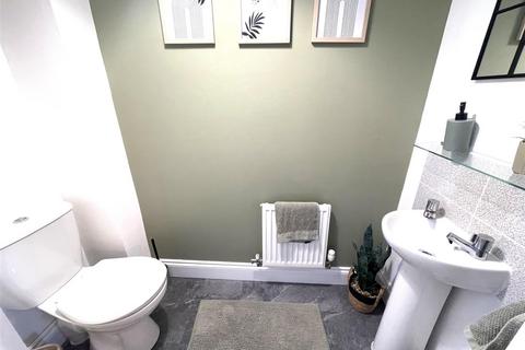 4 Clos Owain, Hope, Wrexham, LL12 9PZ