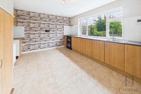 3 bedroom semi-detached house for sale, Brown Lane, Barton-In-Fabis, Nottingham