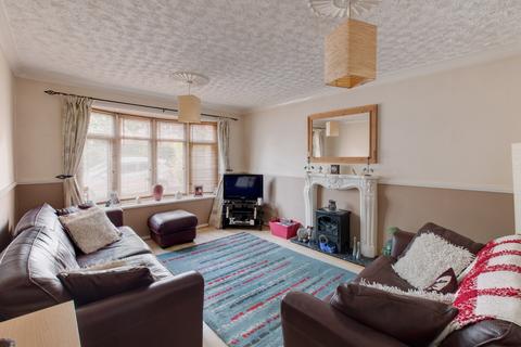 21 Buckridge Close, Birmingham, B38 9UG