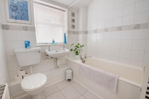 21 Buckridge Close, Birmingham, B38 9UG