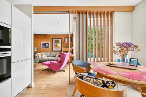 2 bedroom apartment for sale, Lansdowne Drive, London E8