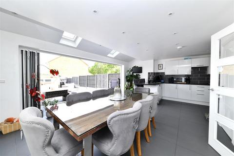 37 Pankhurst Crescent, Stevenage, SG2 0QF