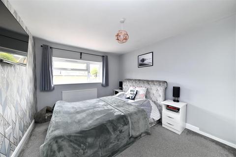37 Pankhurst Crescent, Stevenage, SG2 0QF