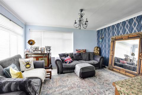 2 bedroom detached bungalow for sale, Manor Close, Icklesham, Winchelsea