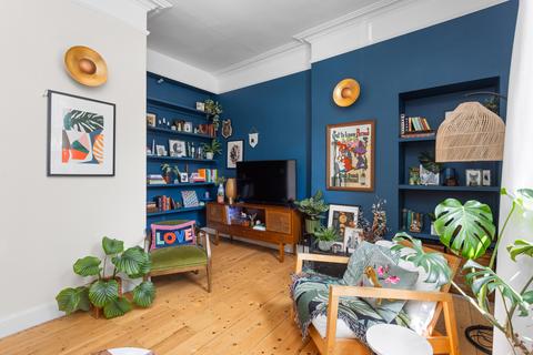 2 Adelphi Grove, Edinburgh, EH15 1AP